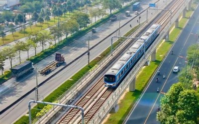 Tuyến metro Bến Thành - Suối Tiên chạy thử nghiệm toàn tuyến qua 14 nhà ga