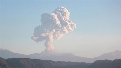 Costa Rica: Núi lửa phun trào 3 lần trong 24 giờ