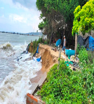Cảnh báo lũ quét, sạt lở, sụt lún đất do mưa lũ trên địa bàn tỉnh Bình Thuận