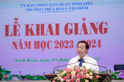 Phó Thủ tướng Trần Hồng Hà: Học sinh cần hành động để giữ gìn, bảo vệ môi trường