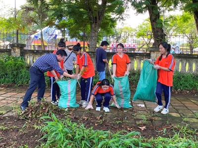 Thừa Thiên–Huế: Dành 90 phút sáng chủ nhật xây dựng trường học xanh, sạch, sáng, an toàn