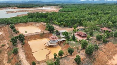 Triệu Phong (Quảng Trị): Công trình biệt phủ thi công nằm cạnh hồ Triệu Thượng 1