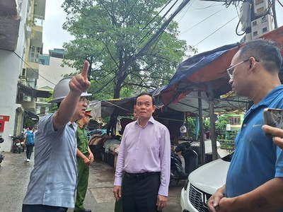 Phó Thủ tướng Trần Lưu Quang chỉ đạo cứu nạn vụ cháy chung cư mini Hà Nội