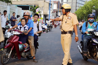 Công an xã được phép dừng xe, xử lý vi phạm như cảnh sát giao thông