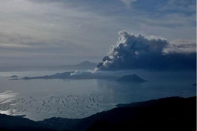 Philippines: Ban bố cảnh báo về sức khoẻ do núi lửa Taal phun trào