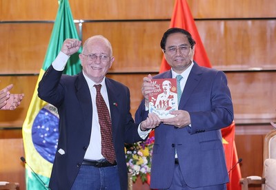 Thủ tướng Phạm Minh Chính tiếp Tổng thư ký và các thành viên của Hội hữu nghị Brazil - Việt Nam