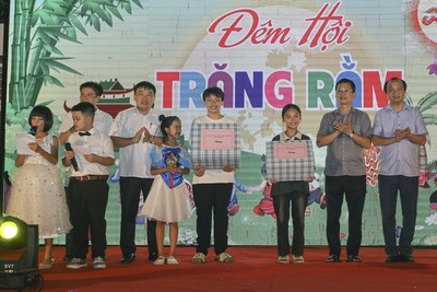 Công ty CP Môi trường và Công trình đô thị Hà Tĩnh tổ chức vui tết Trung thu