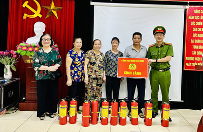 Quận Ba Đình (Hà Nội): Diễn tập thực hành tình huống giả định các kỹ năng phòng cháy chữa cháy