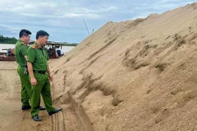 Quảng Bình: Phát hiện cơ sở khai thác trái phép gần 2000m3 cát