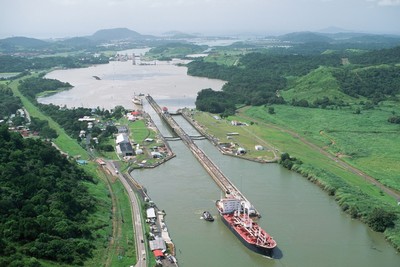 Hạn hán kéo dài, kênh đào Panama tiếp tục giảm lượng tàu lưu thông