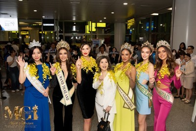 Hoa hậu Hòa bình Quốc tế Isabella Menin: “Tôi mê gỏi cuốn, cơm tấm Việt Nam”