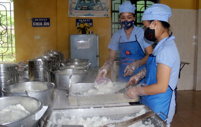 Lạng Sơn: Đảm bảo an toàn thực phẩm bếp ăn bán trú tại các trường học
