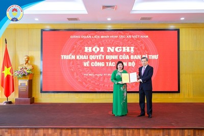 Bà Cao Xuân Thu Vân giữ chức Bí thư Đảng đoàn Liên minh Hợp tác xã Việt Nam nhiệm kỳ 2020 - 2025