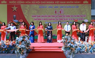 Hà Nội: Khánh thành, gắn biển công trình Trường THCS thị trấn Trâu Quỳ