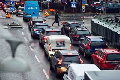 Thuỵ Điển: Cấm xe chạy xăng, dầu ở Stockholm từ năm 2025