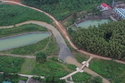 Nguy cơ gây ô nhiễm nguồn nước cấp cho nhà máy nước Sông Đà