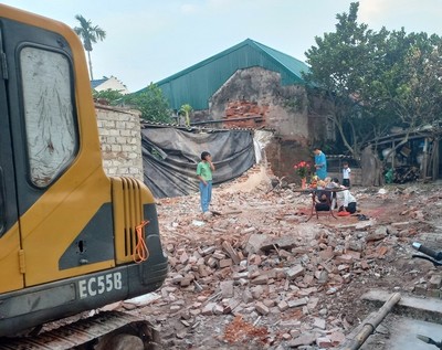 Khởi công xây dựng nhà tình nghĩa cho công nhân vệ sinh môi trường tại tỉnh Hưng Yên
