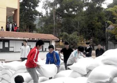 Hỗ trợ hơn 774 tấn gạo cho học sinh ở xã, thôn đặc biệt khó khăn tại Đắk Nông