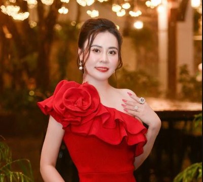 Hoa hậu Phan Kim Oanh làm Chủ tịch cuộc thi "Hoa hậu Đa văn hoá Thế giới"