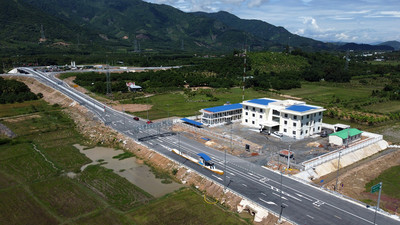 Nha Trang - Cam Lâm là cao tốc đầu tiên thí điểm thực hiện thu phí không dừng