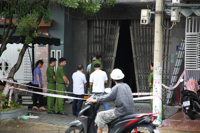 Đà Nẵng: Cháy nhà lúc rạng sáng, chồng chết, vợ và con bị thương nặng
