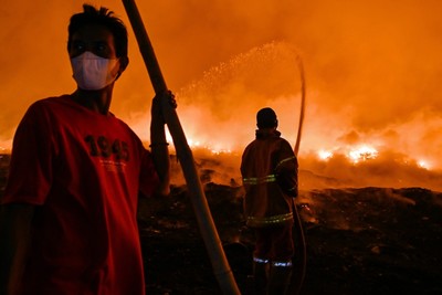 Indonesia: Người dân sơ tán, nhiều chuyến bay bị ảnh hưởng do cháy rừng tại Jakatar