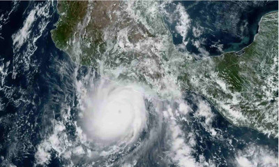 Khu vực duyên hải miền Tây Mexico bị bão Otis tàn phá nặng nề