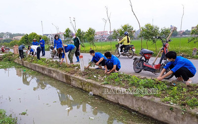 Tuổi trẻ huyện Gia Bình (Bắc Ninh): Xung kích vì môi trường xanh, sạch, đẹp