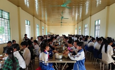 Ðiện Biên: Nâng cao chất lượng bữa ăn bán trú cho học sinh tại huyện Điện Biên