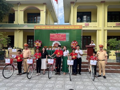 CSGT tỉnh Quảng Bình tiếp tục chương trình xây dựng văn hóa giao thông an toàn 2023