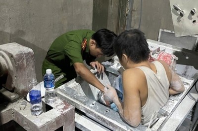 Đồng Nai: Cứu một công nhân kẹt chân trong máy trộn xi măng