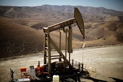 Giá xăng dầu hôm nay 11/11/2023: Cập nhật giá xăng dầu trong nước, quốc tế