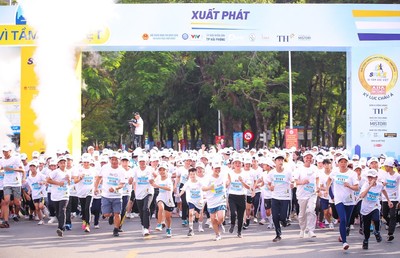 4.500 vận động viên Hải Phòng tham ra giải chạy S-Race Vì tầm vóc Việt