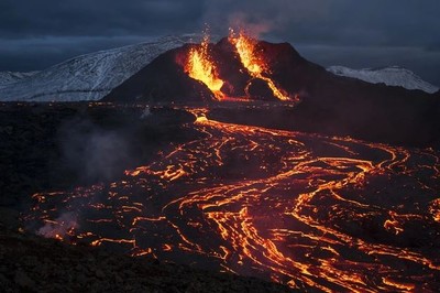 Iceland tiếp tục cảnh báo khả năng núi lửa phun trào