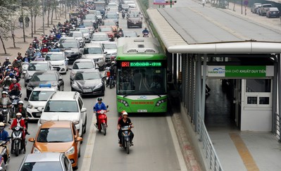 Đề xuất làm đường sắt thay buýt nhanh BRT trên đường Lê Văn Lương