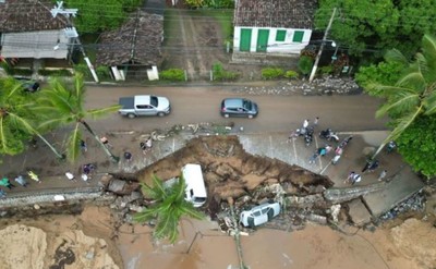 Lũ lụt và lở đất ở miền Nam Brazil khiến ít nhất 6 người tử vong
