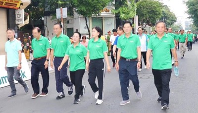 Quận Phú Nhuận: Tổ chức Cuộc đi bộ chăm lo cho người dân hoàn cảnh khó khăn