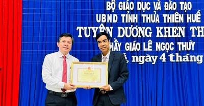 Bộ GD-ĐT khen thưởng thầy giáo dũng cảm cứu người tại Thừa Thiên Huế