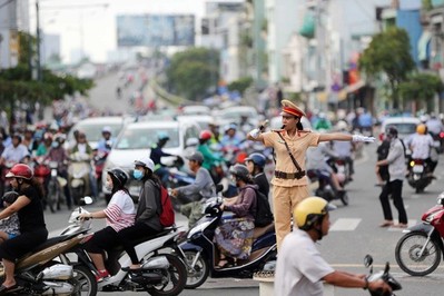 Hà Nội tăng cường bảo đảm trật tự, an toàn giao thông dịp Tết