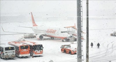 Hàn Quốc: Tuyết rơi dày làm gián đoạt hoạt động sân bay quốc tế Jeju