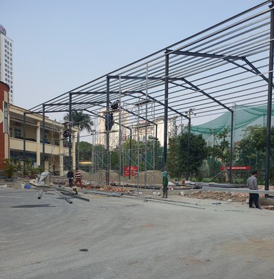 Quận Cầu Giấy chỉ đạo phá dỡ công trình không phép trong Trung tâm văn hoá thể thao phường Yên Hòa