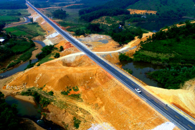 Đầu tư xây 34 km cao tốc Hoà Bình - Mộc Châu với 9.997 tỷ đồng