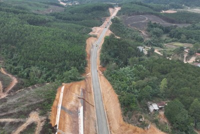 Sớm đưa dự án đường nối Quảng Ninh - Lạng Sơn về đích