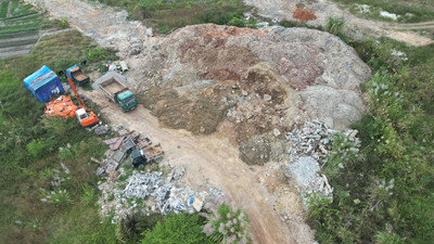 Quảng Ninh: Cần khẩn trương di dời bãi đổ thải trái phép ngay trung tâm huyện Vân Đồn