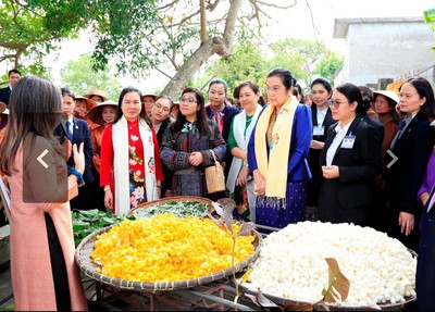 Hai phu nhân Thủ tướng Việt Nam và Lào thăm tỉnh Thái Bình
