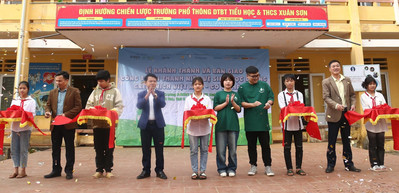 Phú Thọ: Khánh thành, bàn giao công trình thanh niên Vệ sinh học đường