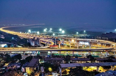 Khánh thành cây cầu vượt biển dài nhất Ấn Độ