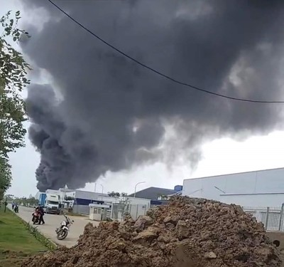 Cháy lớn tại Công ty Cổ phần Logistics Hưng Vượng Hải Phòng