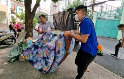 Quận Phú Nhuận tổ chức thu gom rác cồng kềnh dịp cuối năm