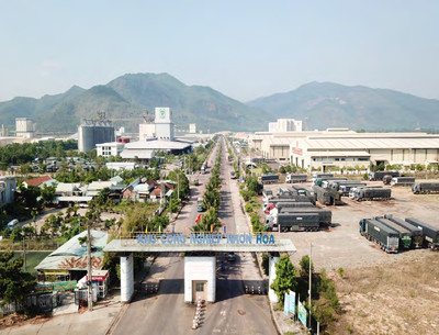 Bình Định: Phát triển khu công nghiệp theo hướng đồng bộ, bền vững